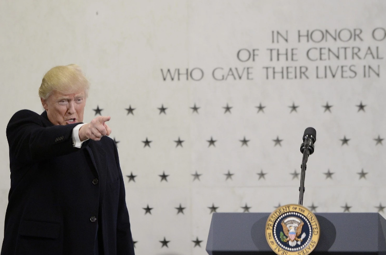 Trump, in CIA visit, attacks media for coverage of his inaugural crowds