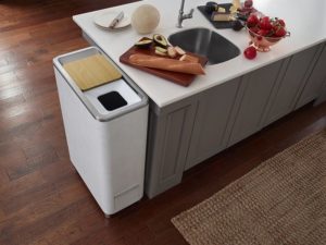 Can This Trash Can Turn Food Waste Into Garden Treasure?