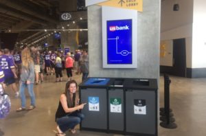 BEAUTIFUL MINNESOTA VIKINGS FANS  RECYCLE RIGHT, THANKS TO STANDARDIZED LABELS!