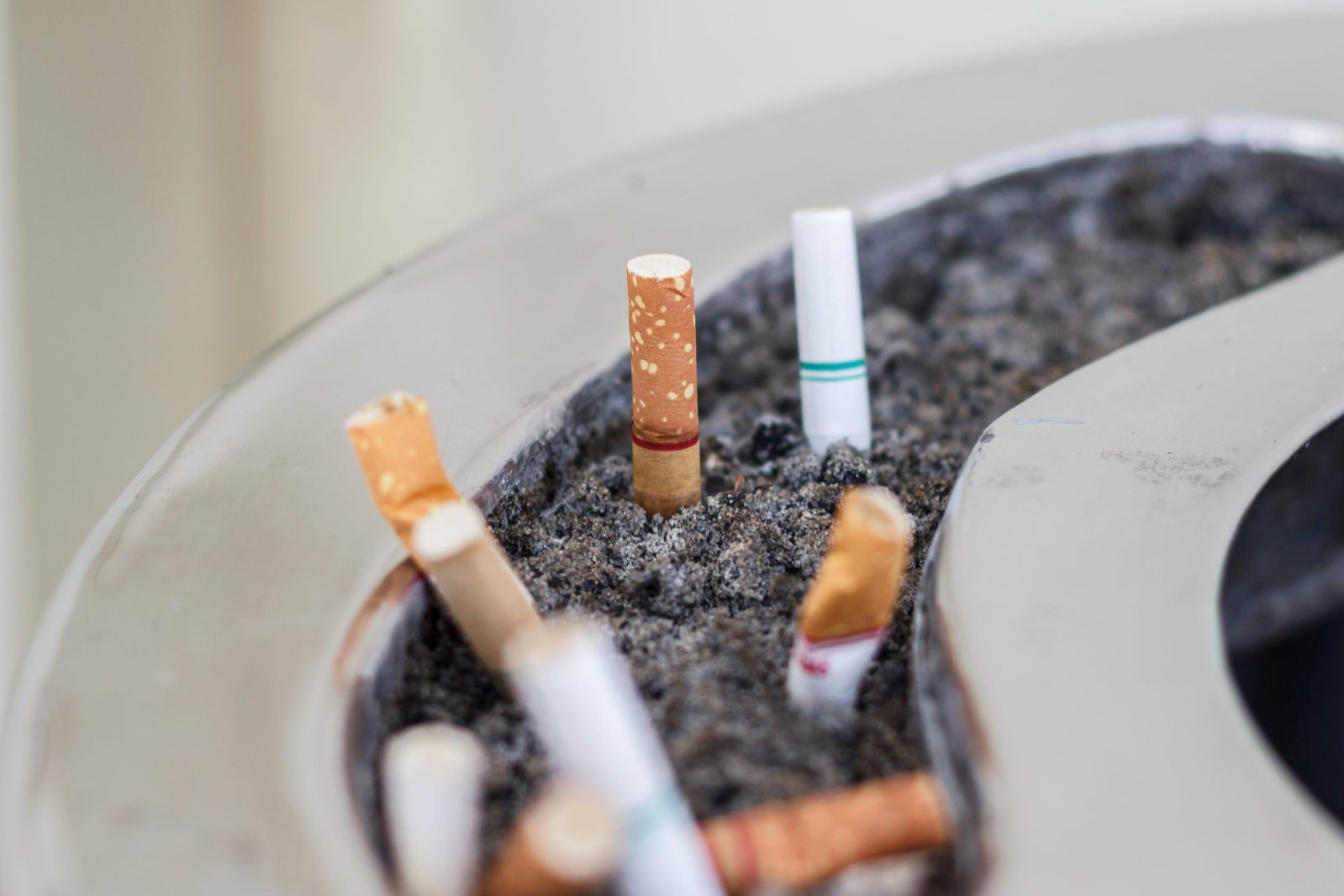 How the UK plans to end smoking for an entire generation | The Optimist Daily
