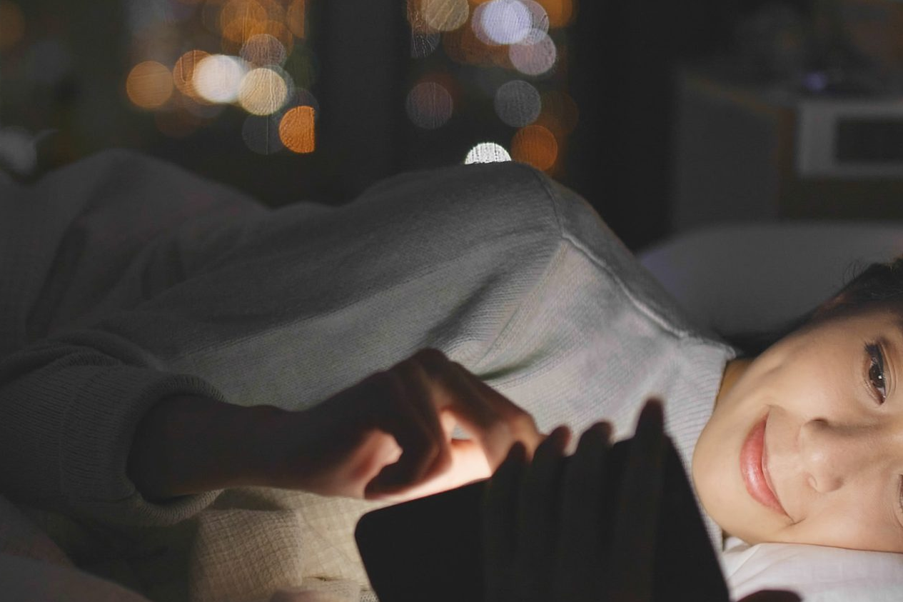 How middle-of-the-night wake-ups might unlock your most creative ideas | The Optimist Daily