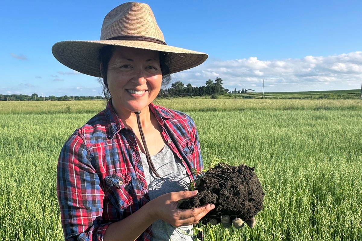 Op-Ed: The Next Farm Bill Can Help Farmers Kick Fertilizer | Civil Eats
